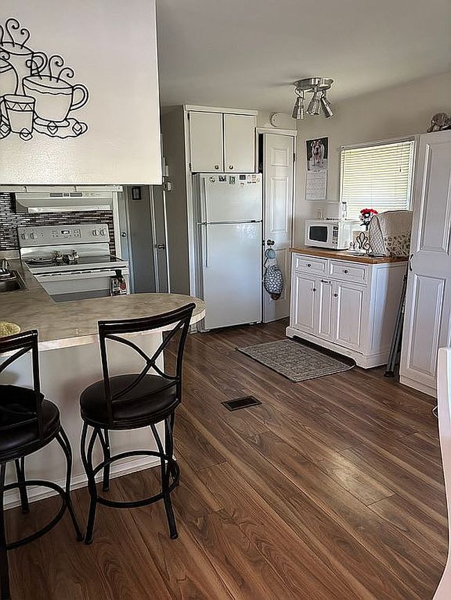 Image of 2324 Kay St