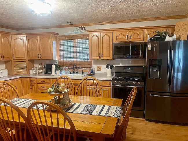 Additional photo 1 of property located at 410 N 7th Ave