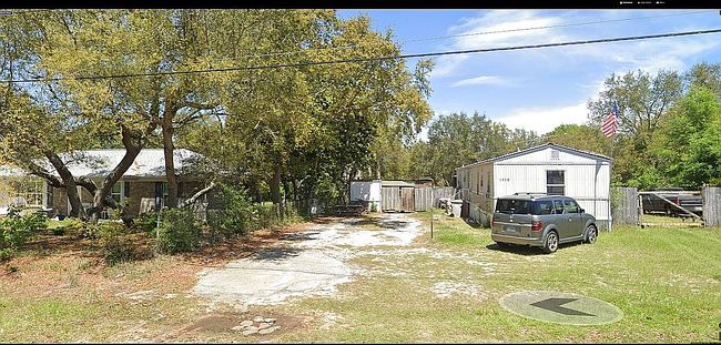 Photo of 5658 Government Dr, Gulf Breeze, FL