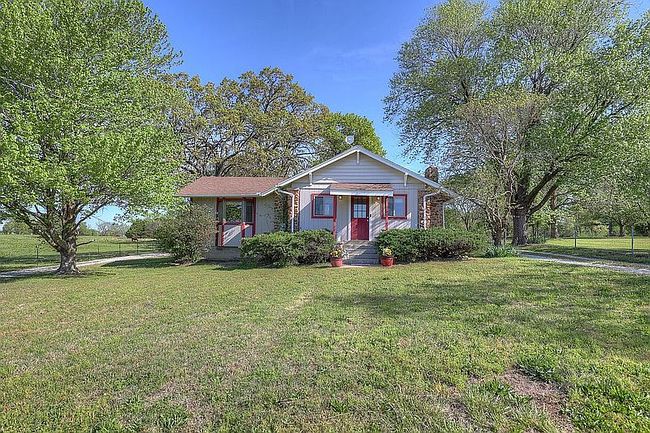 Image of 20883 Old 66 Blvd #1
