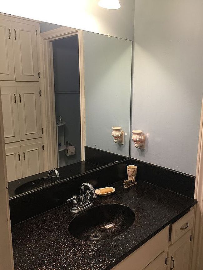 Preview of property located at 4 Lanshire Dr