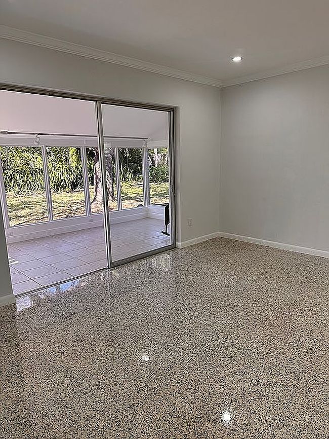 Photo of 16022 Sw 98th Ave, Miami, FL