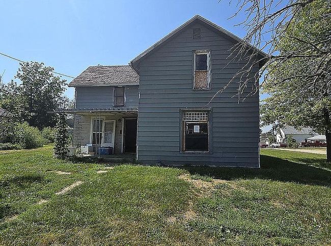 Image of 109 N Roads St