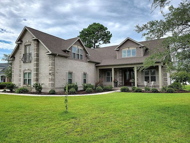Photo of 1005 W Cove Loop