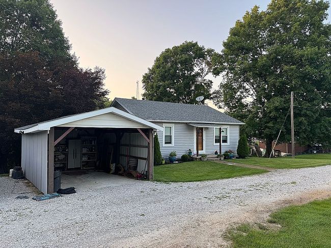 Additional photo 1 of property located at 385 Hawes Blvd