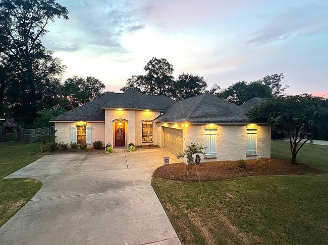 Photo of 117 Rhodes Ln