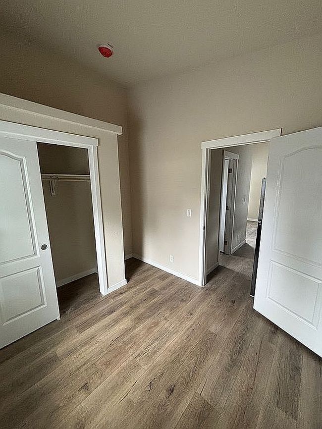 Photo of 4130 State St Unit 8, Salem, OR