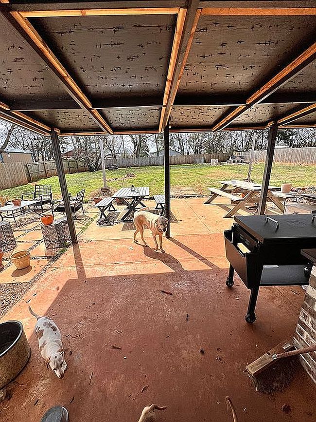 Image of 307 N Loveless St
