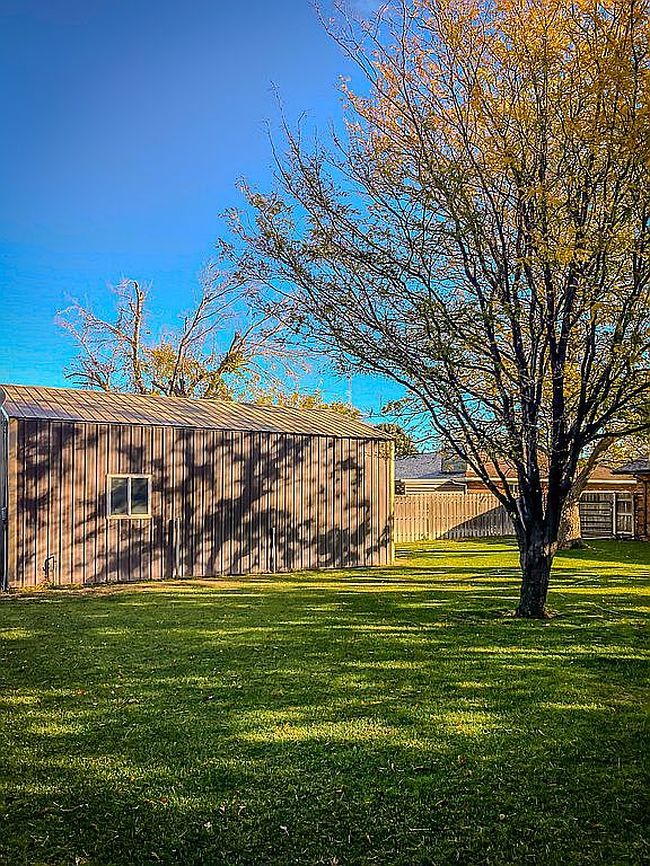 Photo of 3322 Sunset Dr, Goodland, KS