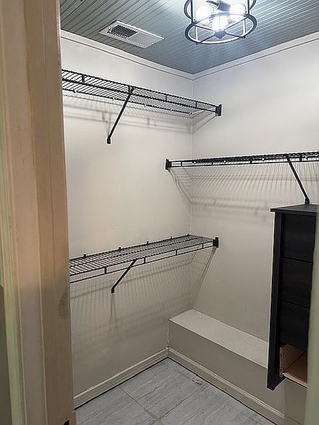 Image of 210 Westover Hts