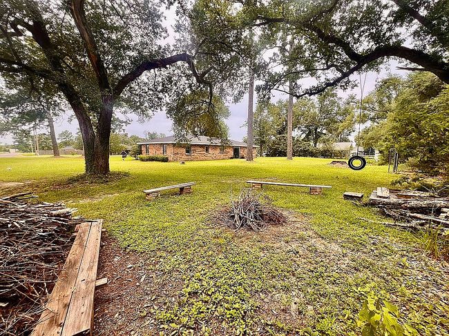 Photo of 2212 Crawford Dr, Lake Charles, LA