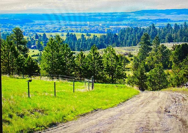 Photo of 69 Meadow Lark Dr, Columbus, MT