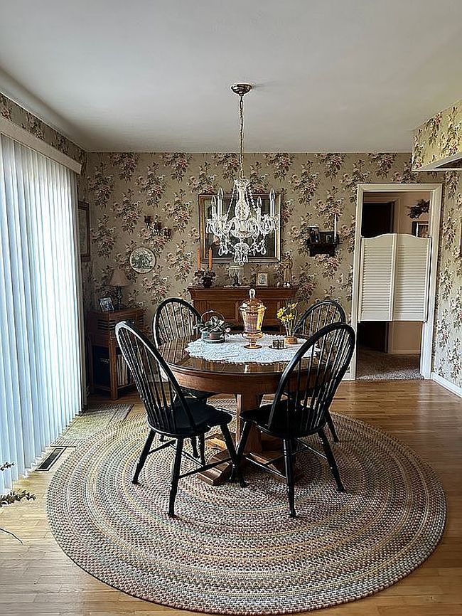 Photo of 327 N Grace St, Brimfield, IL