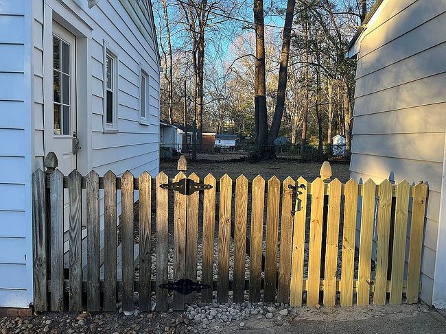 Image of 1614 Longwood Dr