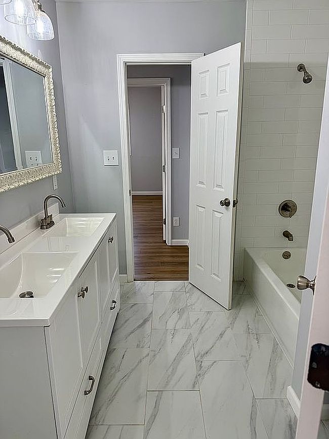 Additional photo 2 of property located at 3609 S Harrison St