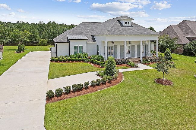 Photo of 30704 Wild Iris Way, Springfield, LA