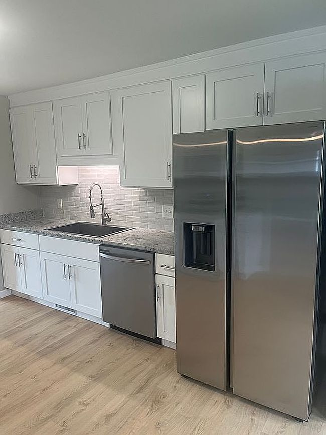 Image of 306 Madison Ave