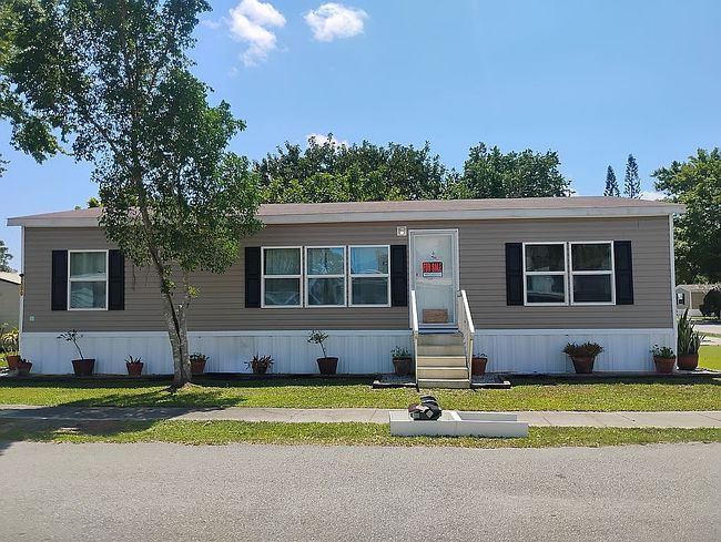 Image of 1500 Bridgewater Dr
