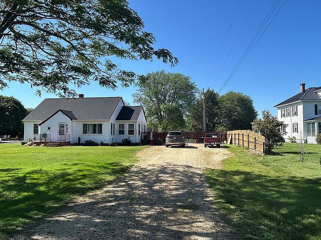 Image of 2889 Harryhogan Rd