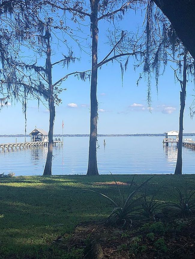 Additional photo 2 of property located at 170 N Ridge Dr