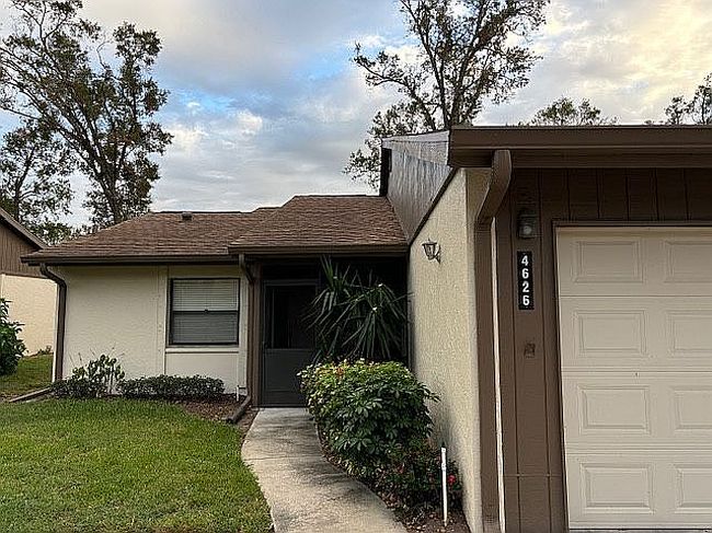 Photo of 4626 Oak Hill Ter, Sarasota, FL