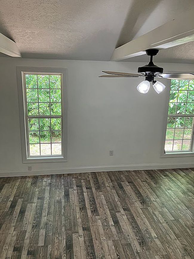 Image of 4995 Rainbow Dr