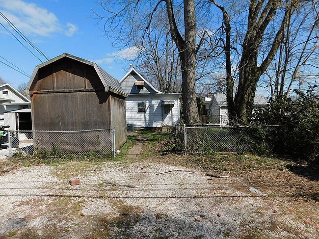 Photo of 304 N Tekoppel Ave, Evansville, IN