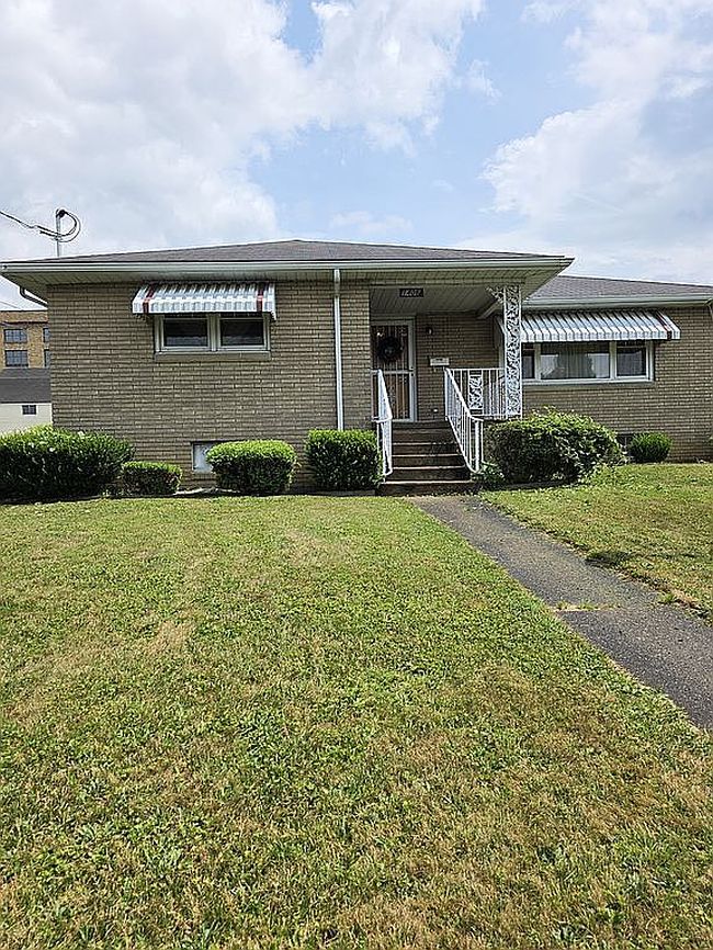 Photo of 1406 N 20th St, Clarksburg, WV