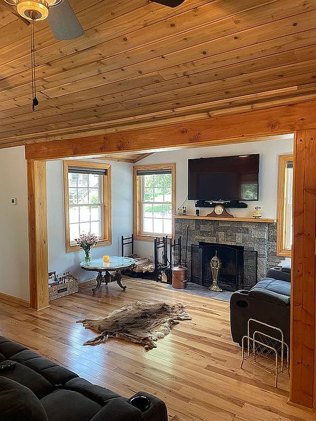 Photo of 16 Robin Rd, Craryville, NY