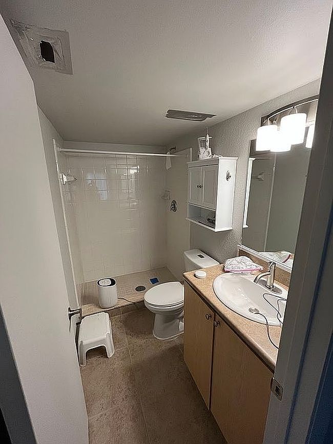 Photo of 9144 W Atlantic Blvd Apt 832, Coral Springs, FL