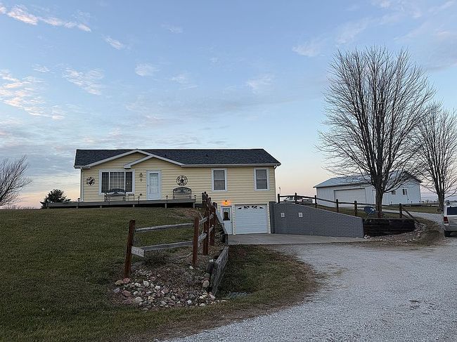 Image of 19303 235th Ave