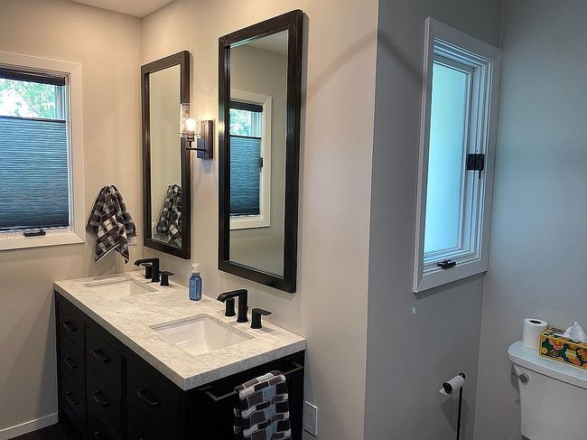 Image of 1704 Spring Rd
