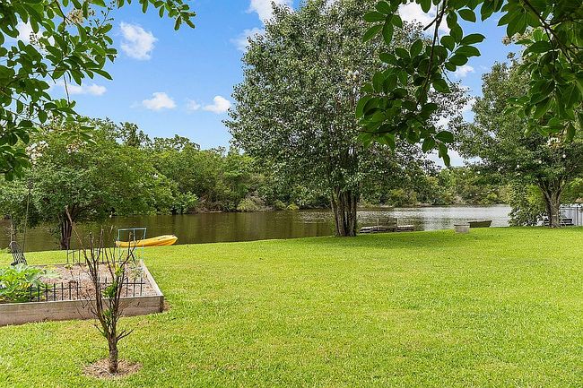 Image of 1588 Lake Pointe Ave