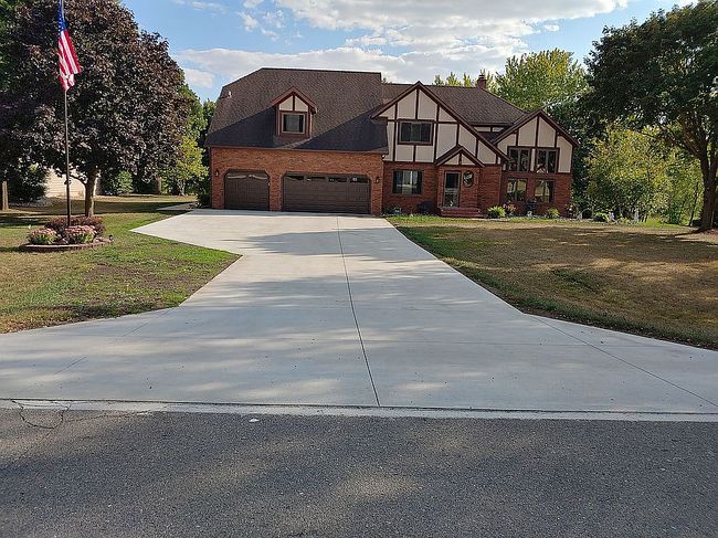 Photo of 3020 Clark St, Charles City, IA