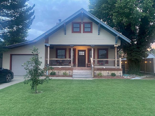 Photo of 1303 General Custer Rd, Hays, KS