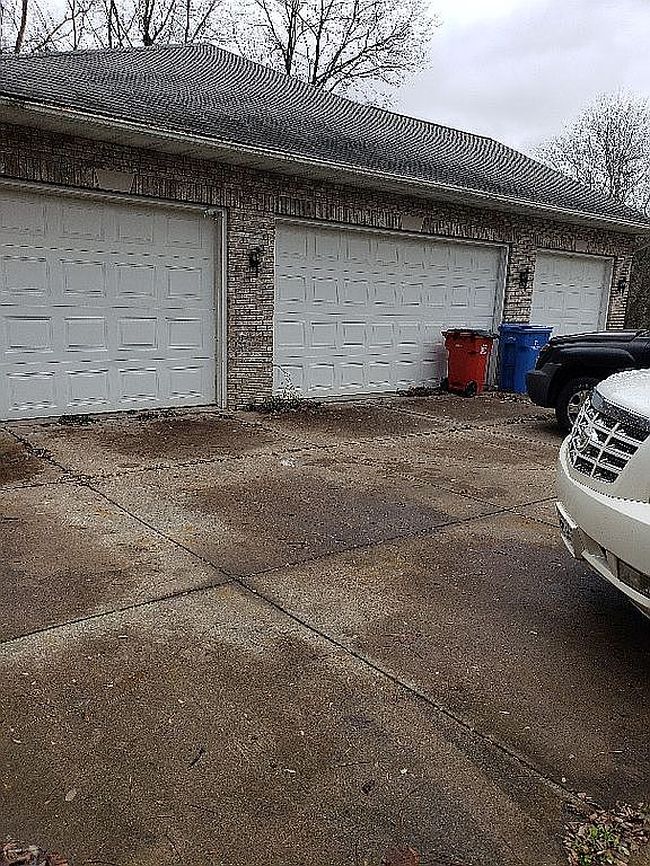 Image of 130 Jay Bee Dr