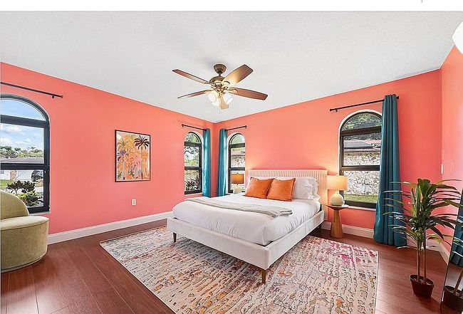 Photo of 1010 Nw 76th Ave, Plantation, FL