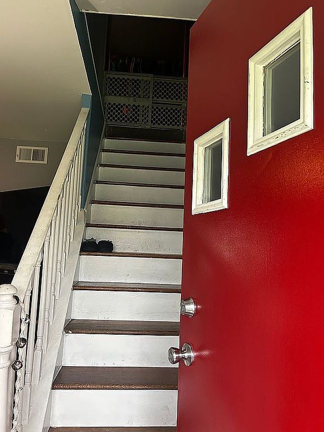 Image of 2 Lincoln Pl