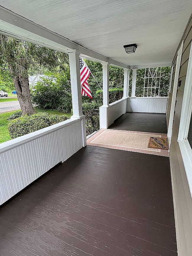 Photo of 1165 Main St, Vestal, NY