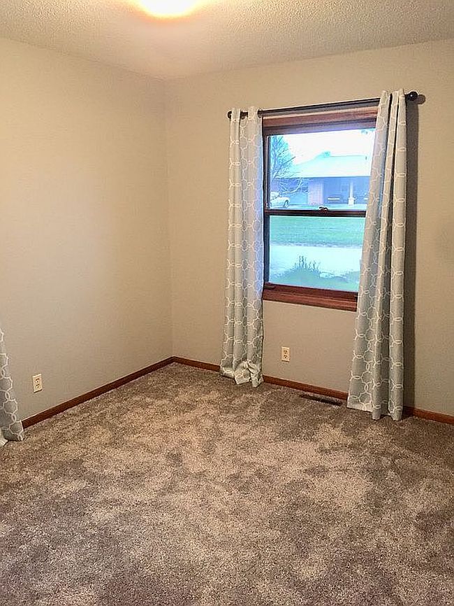 Image of 1121 Adams St