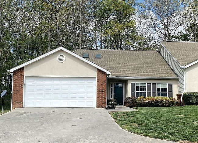 136 Linden Ln, Loudon, TN