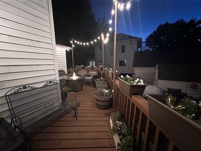 Image of 204 W 6th St