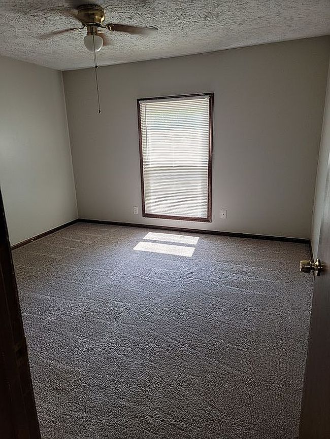 Image of 2611 Rogers Blvd