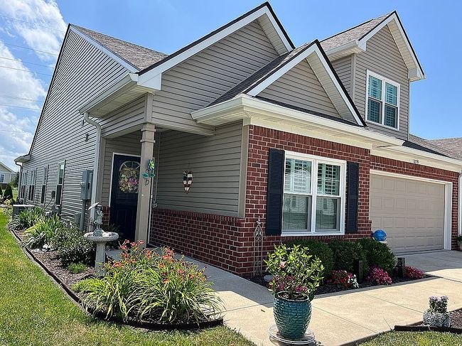 Photo of 3253 Eaton Mews Ct, Greenwood, IN