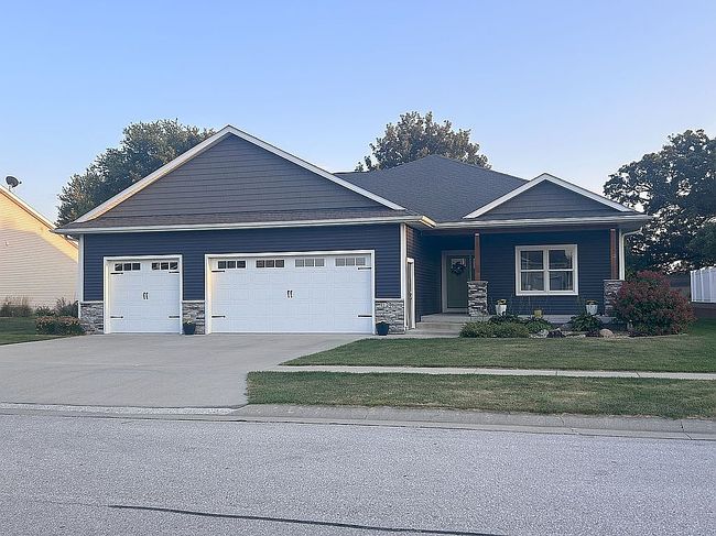 Photo of 1296 Jacobson Dr
