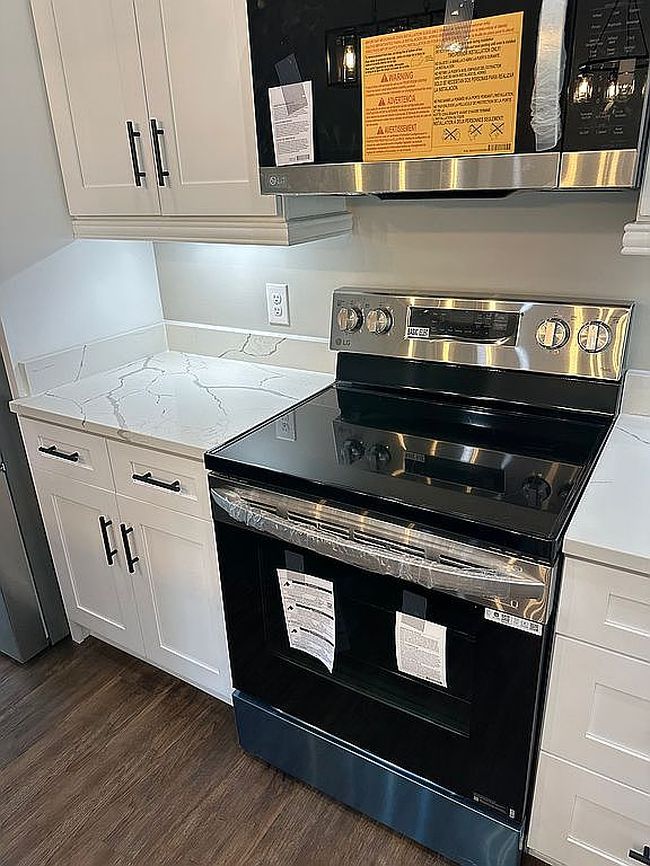 Image of 272 Roman Rd