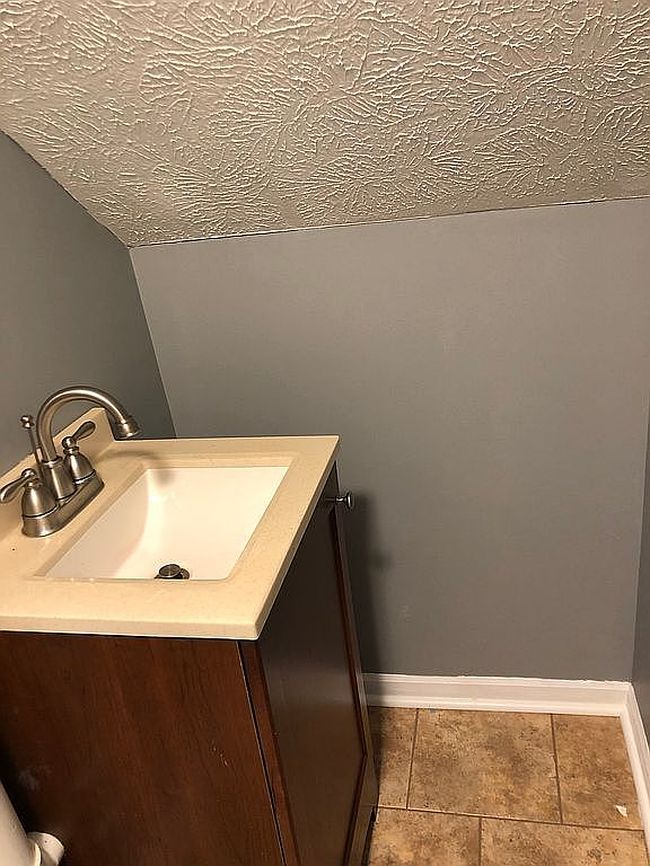 Image of 2445 8th Ave