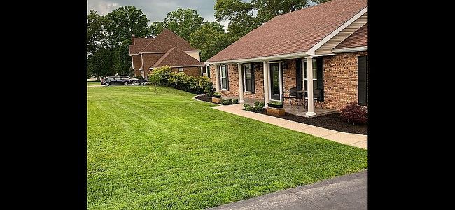 Image of 15919 Lone Oak Dr