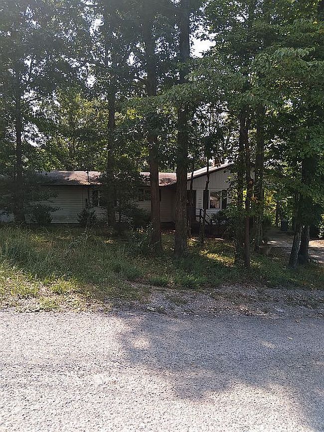 Photo of 107 Pleasant Ln, La Follette, TN
