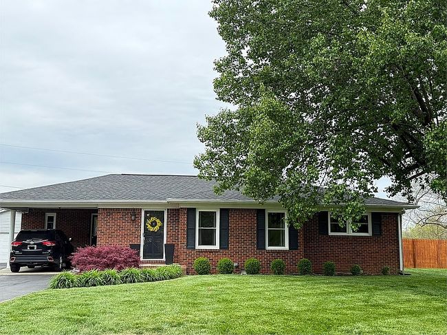 Preview of property located at 301 Wilton Cir